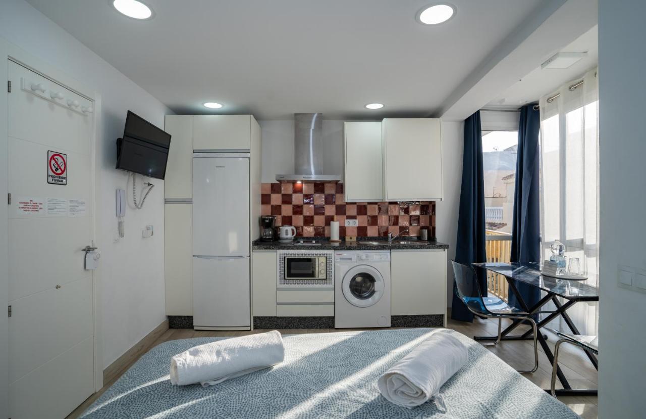 Playa Carihuela Apartamentos El Carmen Torremolinos Dış mekan fotoğraf