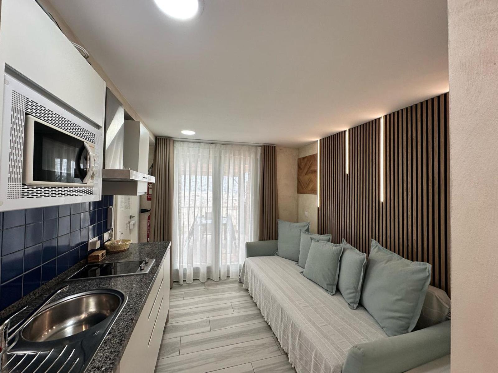 Playa Carihuela Apartamentos El Carmen Torremolinos Dış mekan fotoğraf